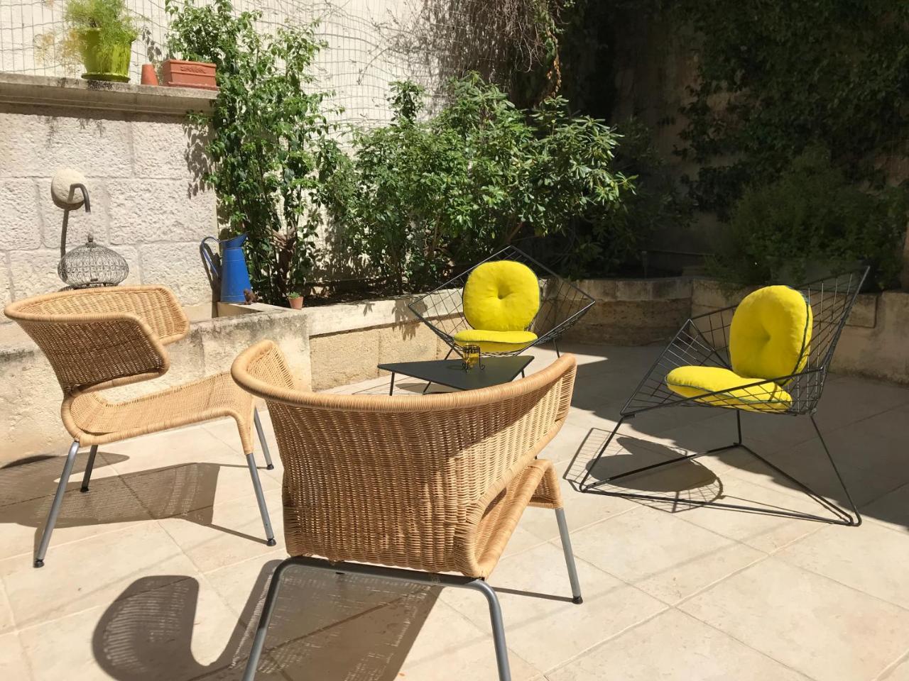 Couleurs De Camargue Bed and Breakfast Beauvoisin  Εξωτερικό φωτογραφία