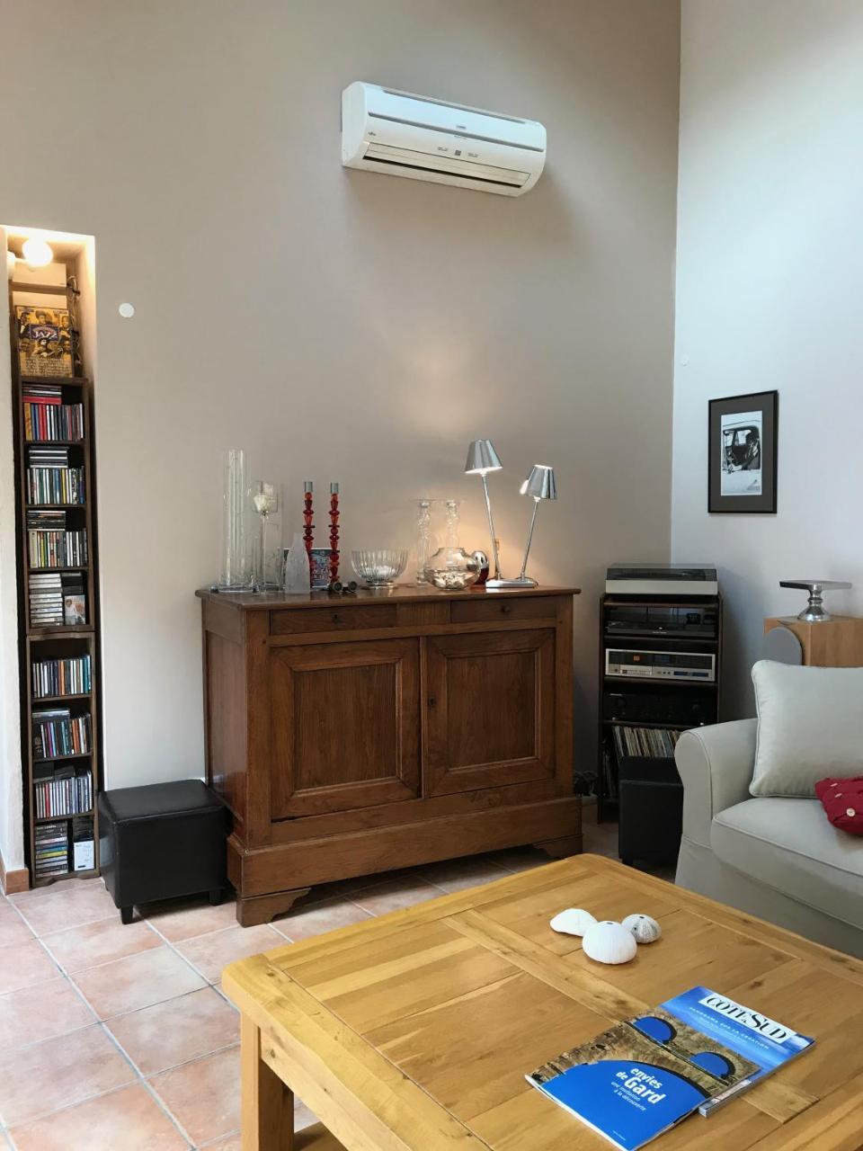 Couleurs De Camargue Bed and Breakfast Beauvoisin  Εξωτερικό φωτογραφία